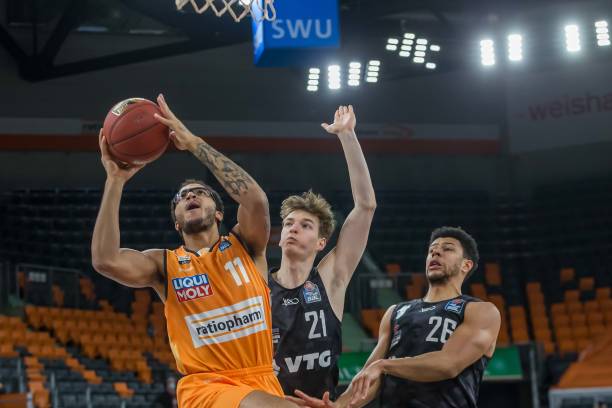 王耀新与大 王耀新与大